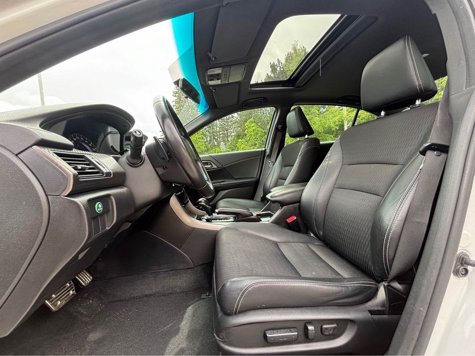 2016 Honda Accord Sport photo